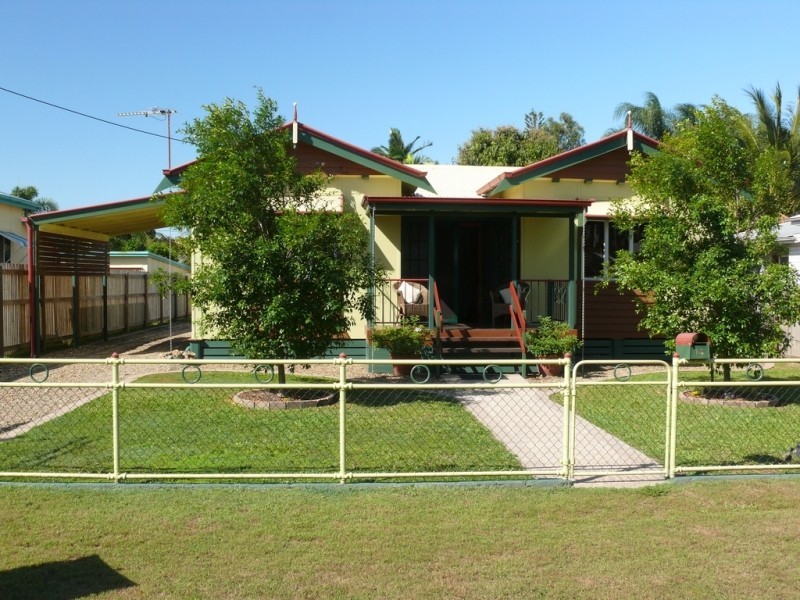 14 Hunter Street, West Mackay QLD 4740