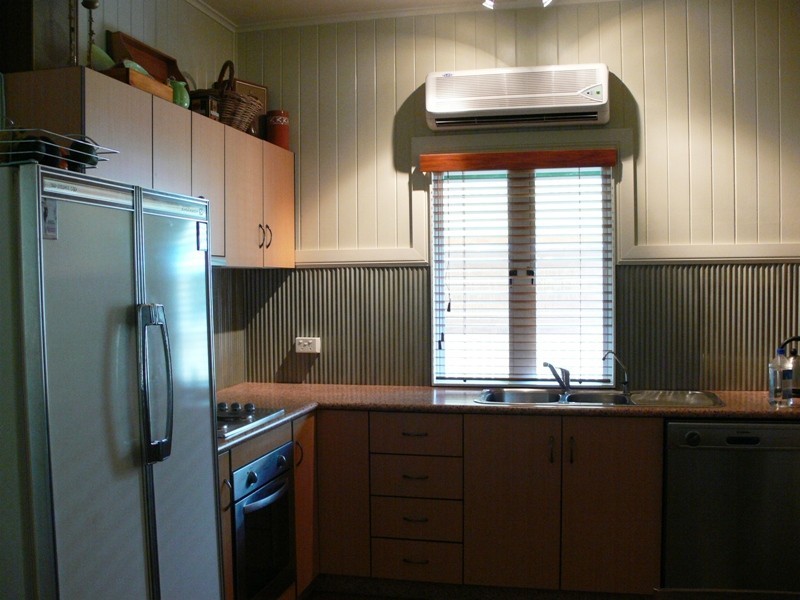 14 Hunter Street, West Mackay QLD 4740