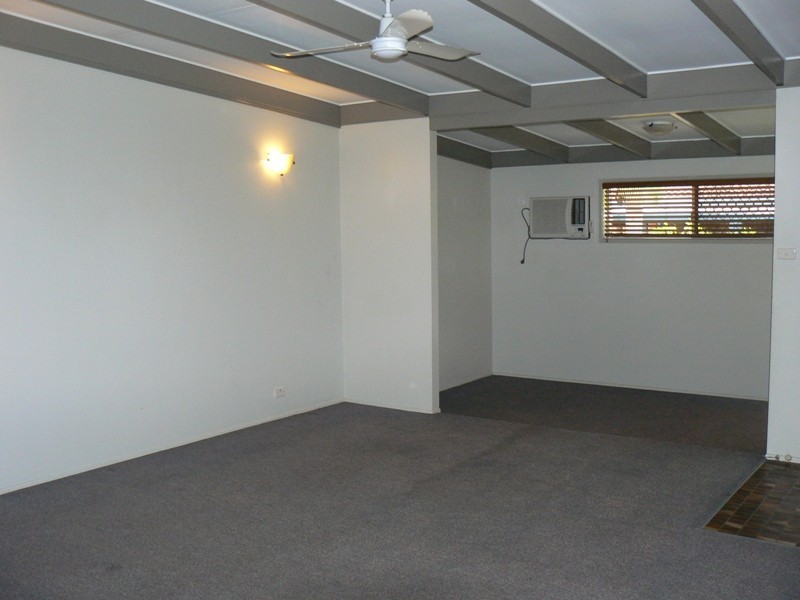 9 Farrell Court, Beaconsfield QLD 4740