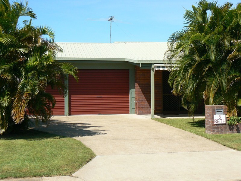 6 Beth Street, Blacks Beach QLD 4740