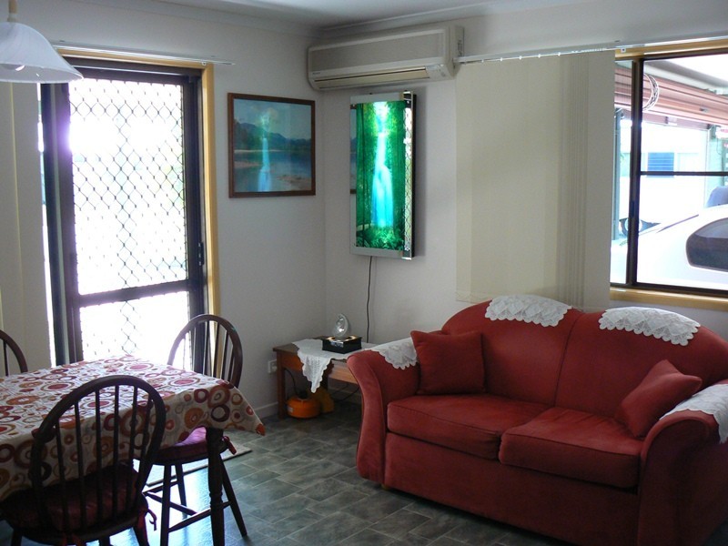 6 Beth Street, Blacks Beach QLD 4740