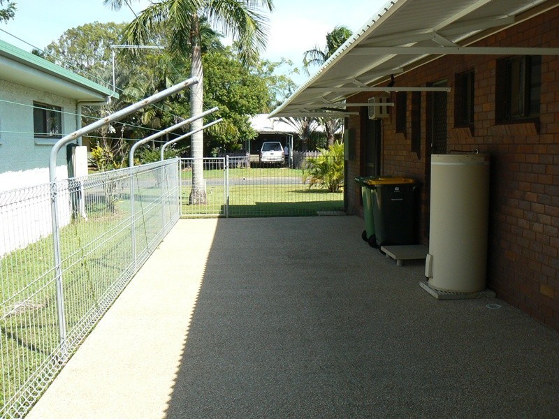 6 Beth Street, Blacks Beach QLD 4740