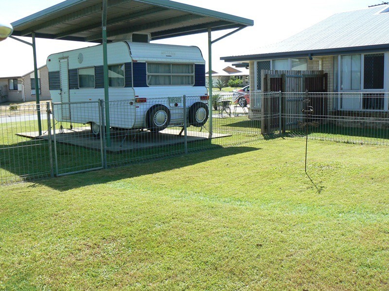6 Beth Street, Blacks Beach QLD 4740
