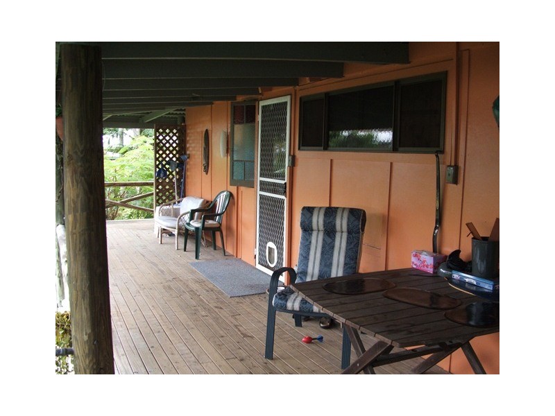 2 Swan Street – SWAMP NURSERY, Slade Point QLD 4740