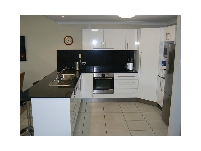5/8 Admiral Drive, Dolphin Heads QLD 4740