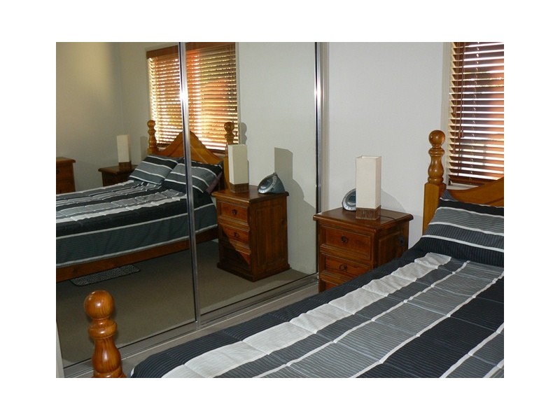 5/8 Admiral Drive, Dolphin Heads QLD 4740