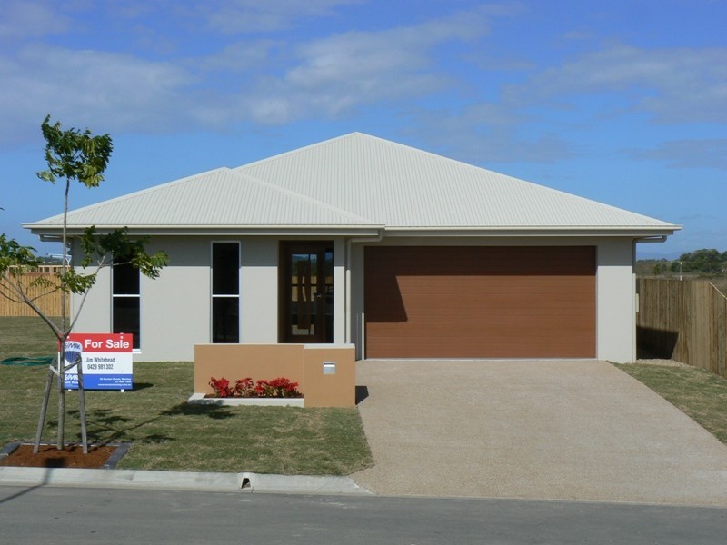 3 Aspen Street (Plantation Palms), Rural View QLD 4740