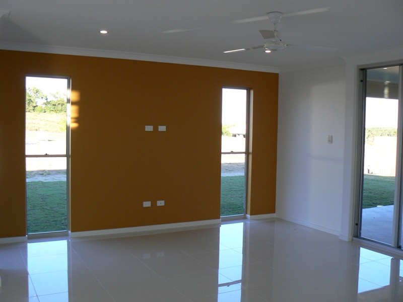 3 Aspen Street (Plantation Palms), Rural View QLD 4740