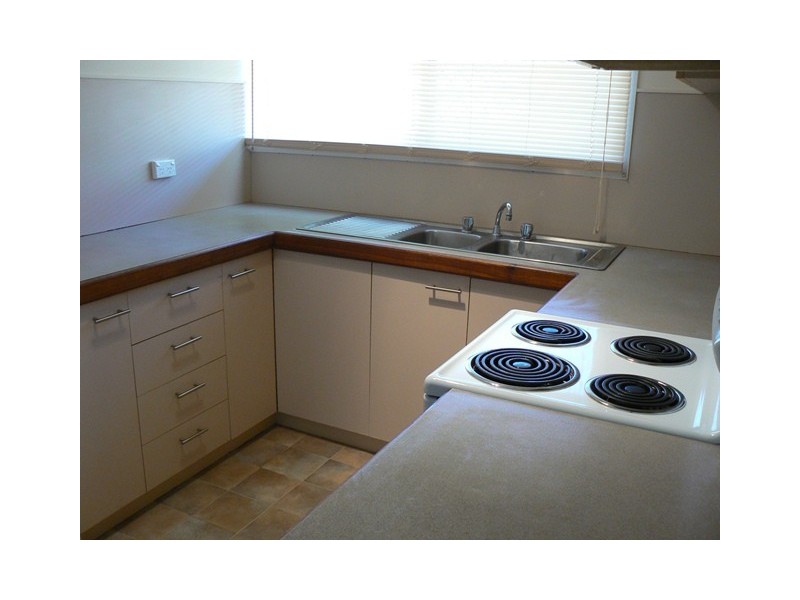 1/6 Grant Street, Mackay QLD 4740