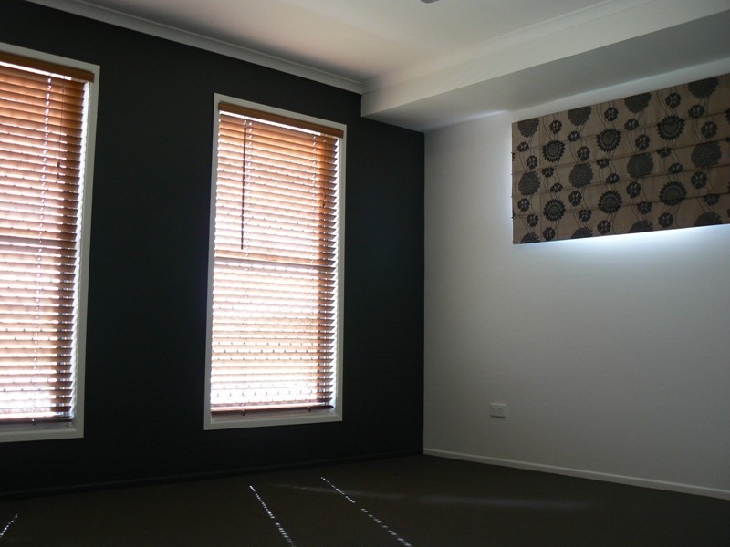 89 Montgomery Street, Rural View QLD 4740