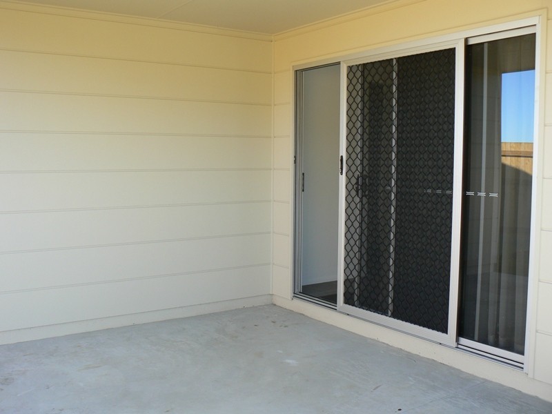 89 Montgomery Street, Rural View QLD 4740