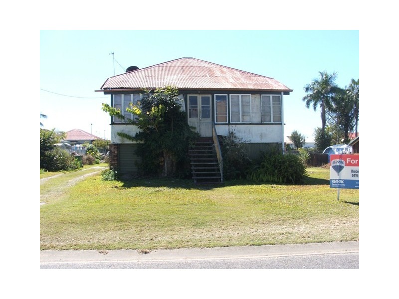 42 Mary Street, West Mackay QLD 4740