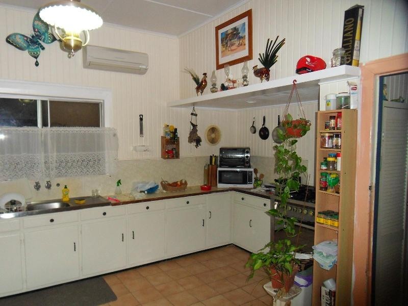 94 Broad Street, Sarina QLD 4737