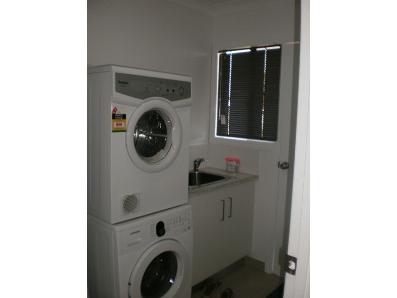 25 Slade Esplanade, Slade Point QLD 4740