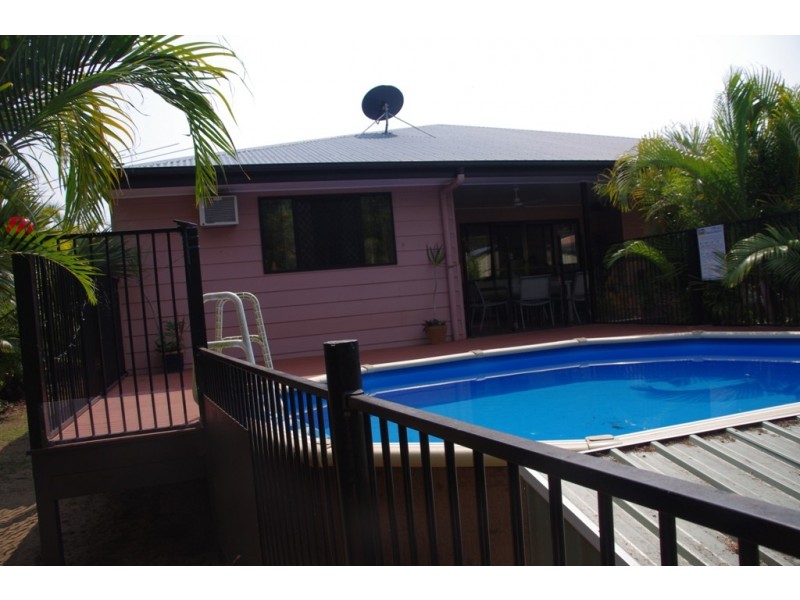 19 Michelle Crescent, Bucasia QLD 4750