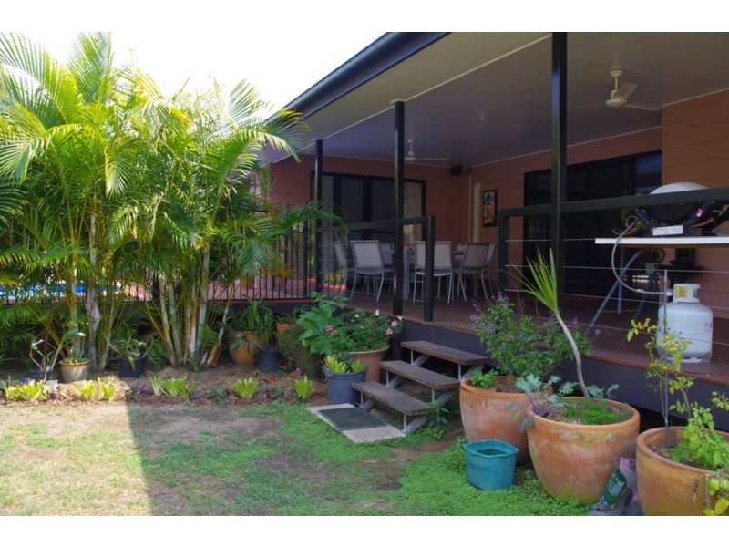 19 Michelle Crescent, Bucasia QLD 4750