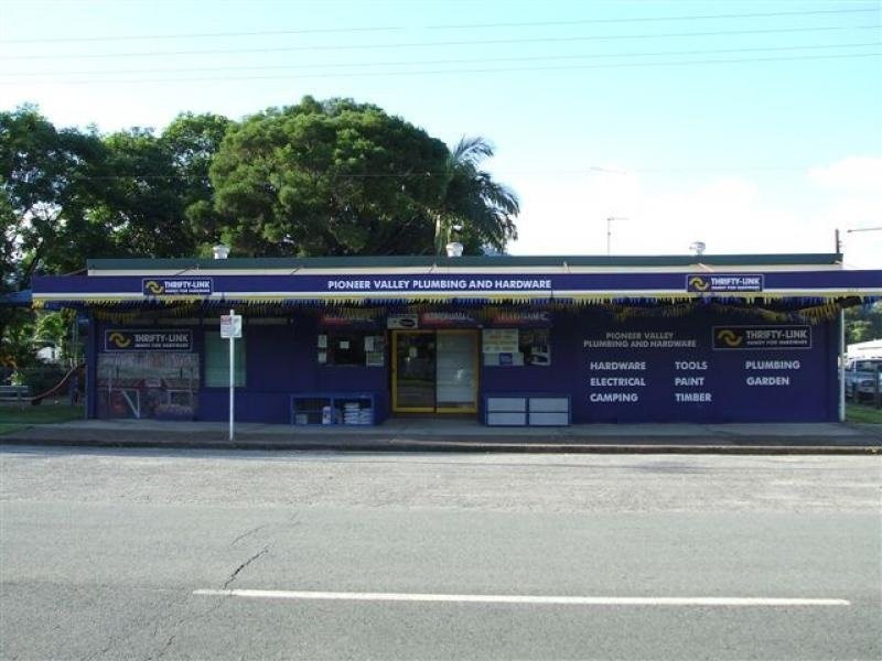 13 Anzac Pde, Finch Hatton QLD 4756