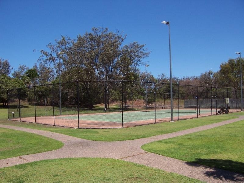 9 Pacific Drive, Blacks Beach QLD 4740