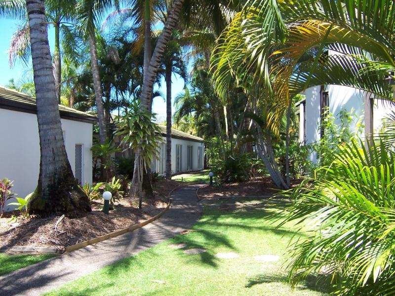 9 Pacific Drive, Blacks Beach QLD 4740