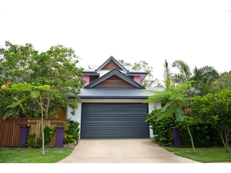 6 Whitesan Blue Terrace, Blacks Beach QLD 4740