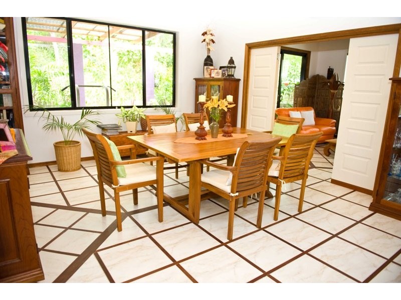 6 Whitesan Blue Terrace, Blacks Beach QLD 4740