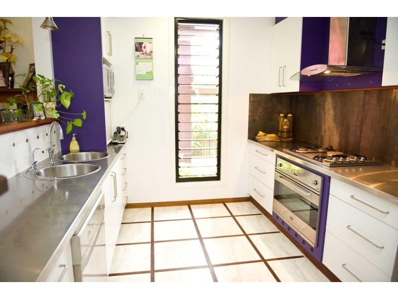 6 Whitesan Blue Terrace, Blacks Beach QLD 4740