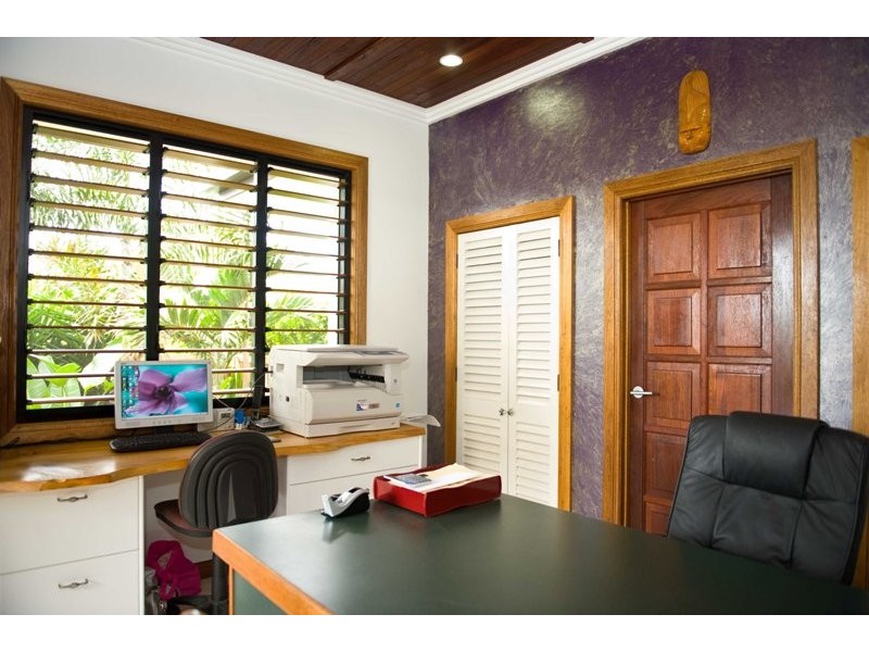 6 Whitesan Blue Terrace, Blacks Beach QLD 4740