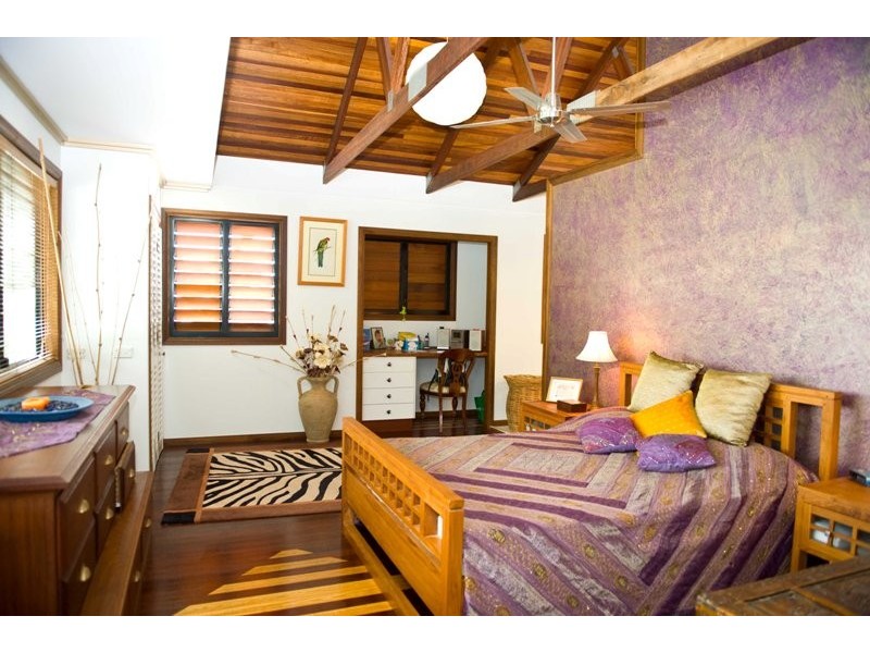 6 Whitesan Blue Terrace, Blacks Beach QLD 4740