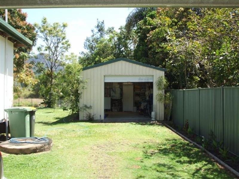 45 Anzac Parade, Finch Hatton QLD 4756