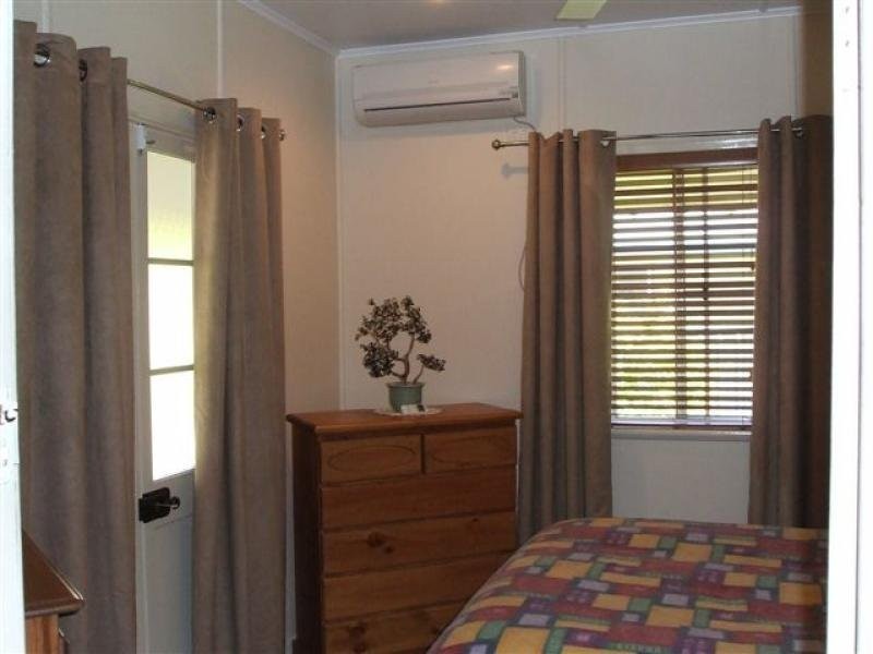 45 Anzac Parade, Finch Hatton QLD 4756