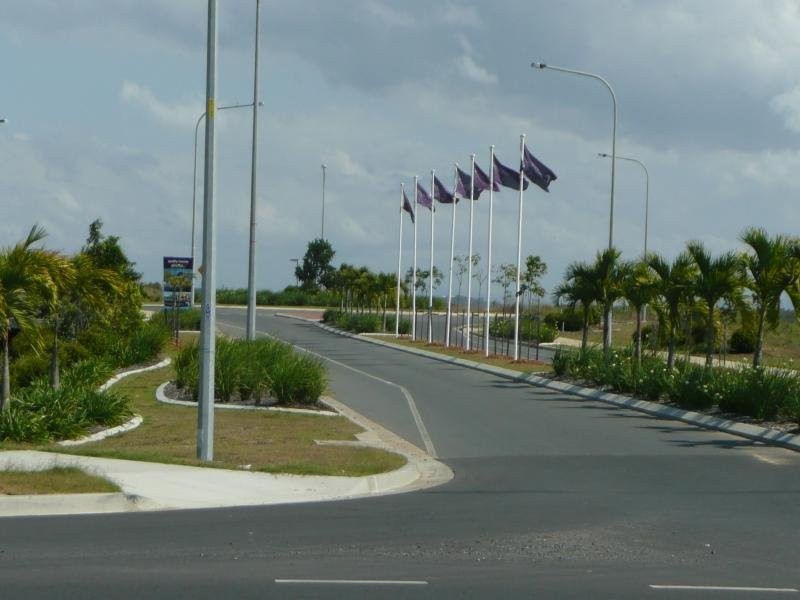 8 Coolum Court, Eimeo QLD 4740