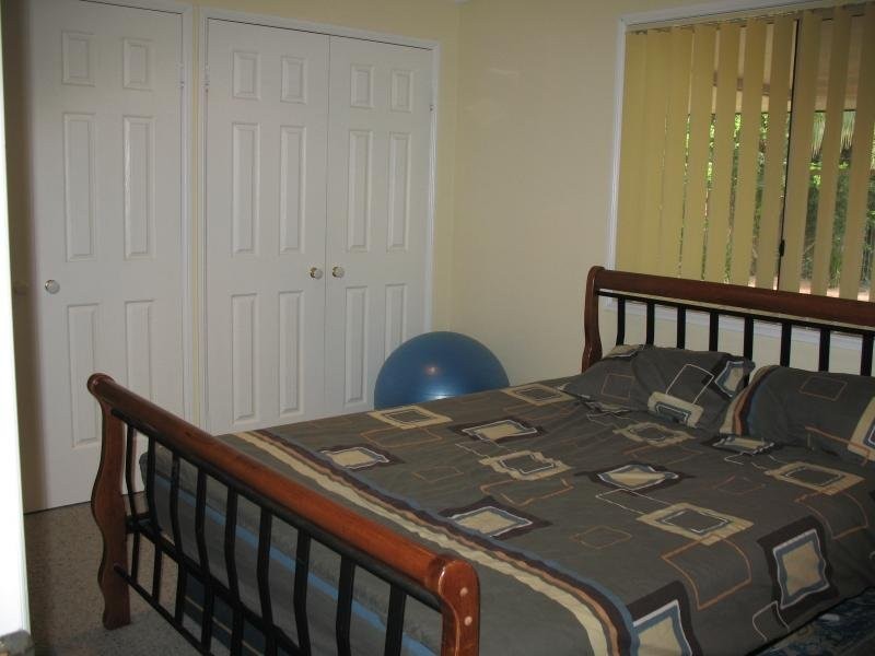 8 Ryan Court, Rural View QLD 4740