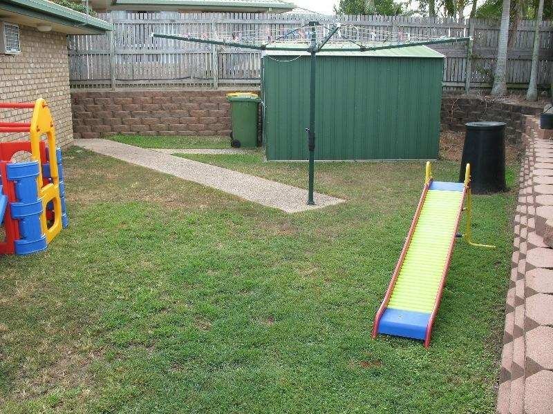 8 Ryan Court, Rural View QLD 4740