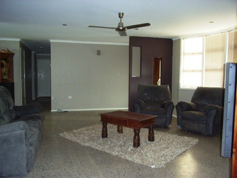 27 Bernborough Avenue, Ooralea QLD 4740