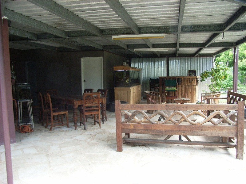 27 Bernborough Avenue, Ooralea QLD 4740