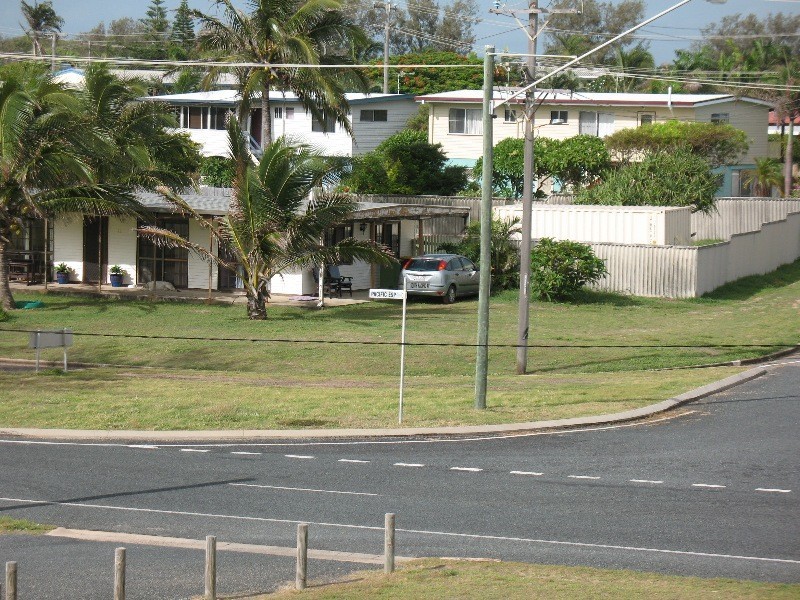 24 Pacific Esplanade, Slade Point QLD 4740