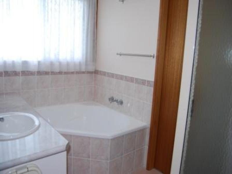 8 McLaughlin Drive, Eimeo QLD 4740