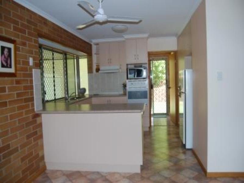 8 McLaughlin Drive, Eimeo QLD 4740