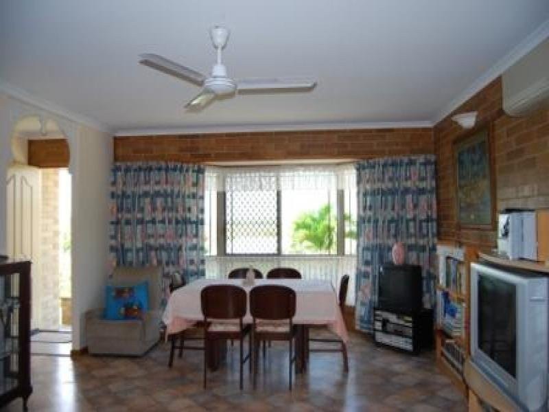 8 McLaughlin Drive, Eimeo QLD 4740