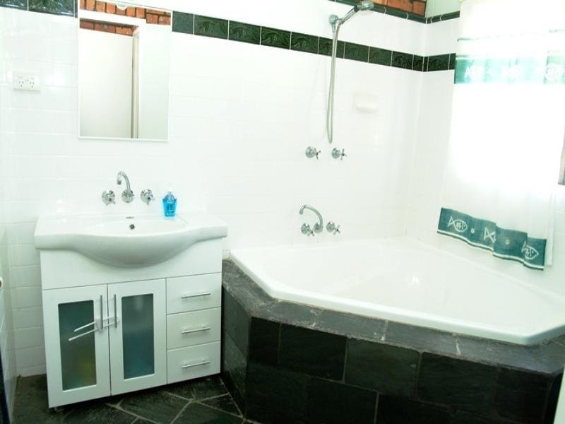 12 Kingfisher Street, Slade Point QLD 4740