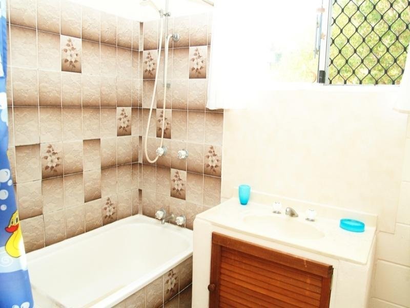 12 Kingfisher Street, Slade Point QLD 4740