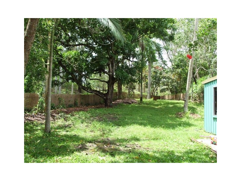 72 Anzac Parade, Finch Hatton QLD 4756