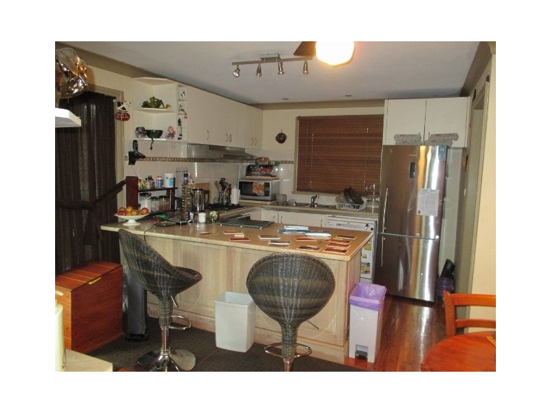 8 Griffiths Avenue, Mcgraths Hill NSW 2756