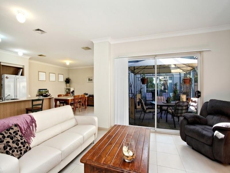 4 Waterside Boulevarde, Cranebrook NSW 2749