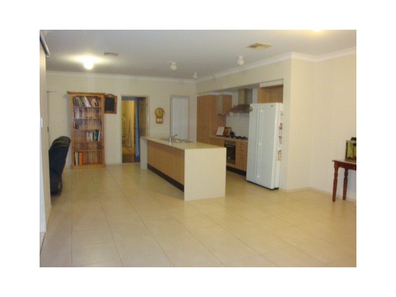 4 Waterside Boulevarde, Cranebrook NSW 2749