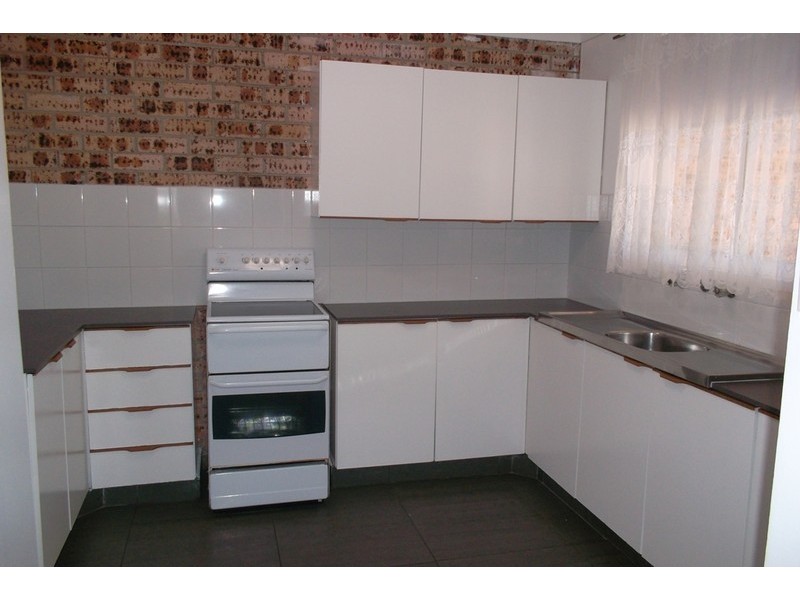 2/58 McQuade Avenue, South Windsor NSW 2756