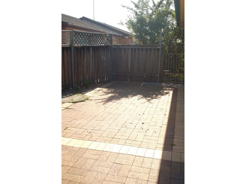 2/58 McQuade Avenue, South Windsor NSW 2756