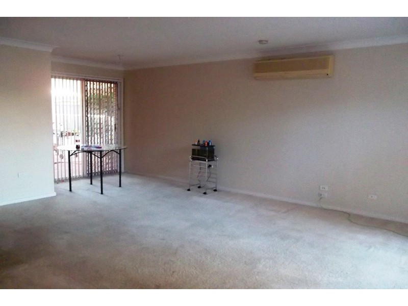 12 Ivy Avenue, Mcgraths Hill NSW 2756