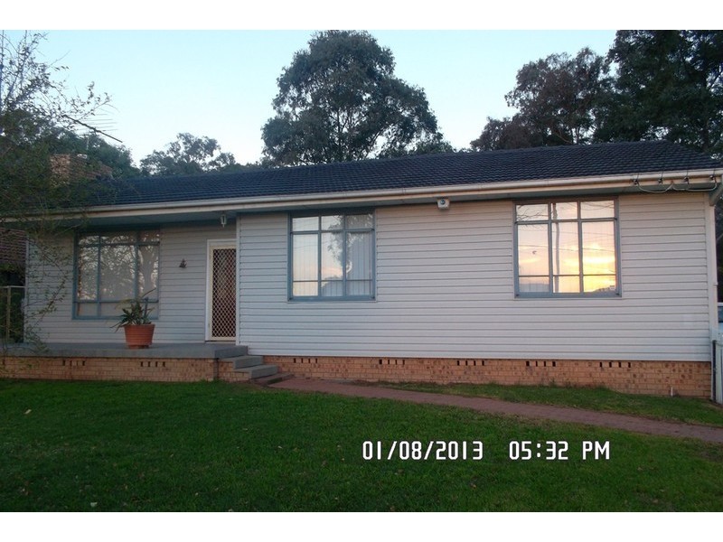183 Spinks Road, Glossodia NSW 2756