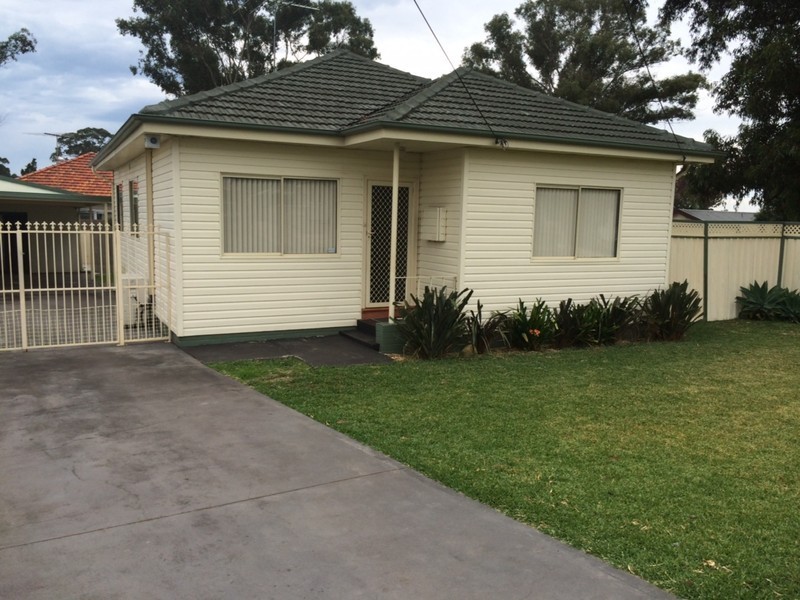 25 Adams Circuit, St Marys NSW 2760